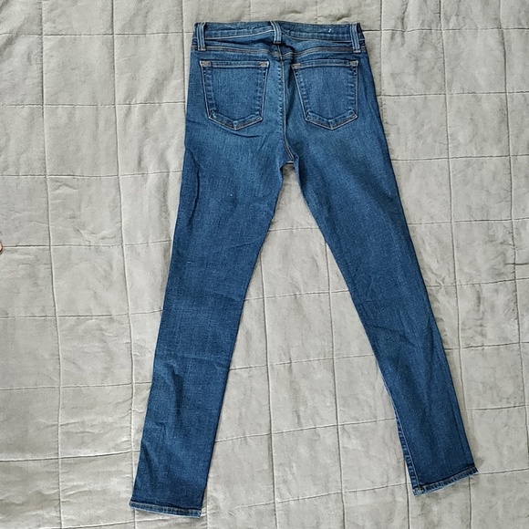 J Brand 811 skinny jean, size 26 - Picture 2 of 4